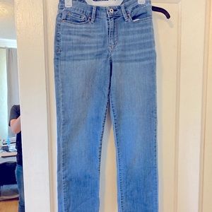 Levi Strauss blue jeans - Mid Rise Slim - Size 4